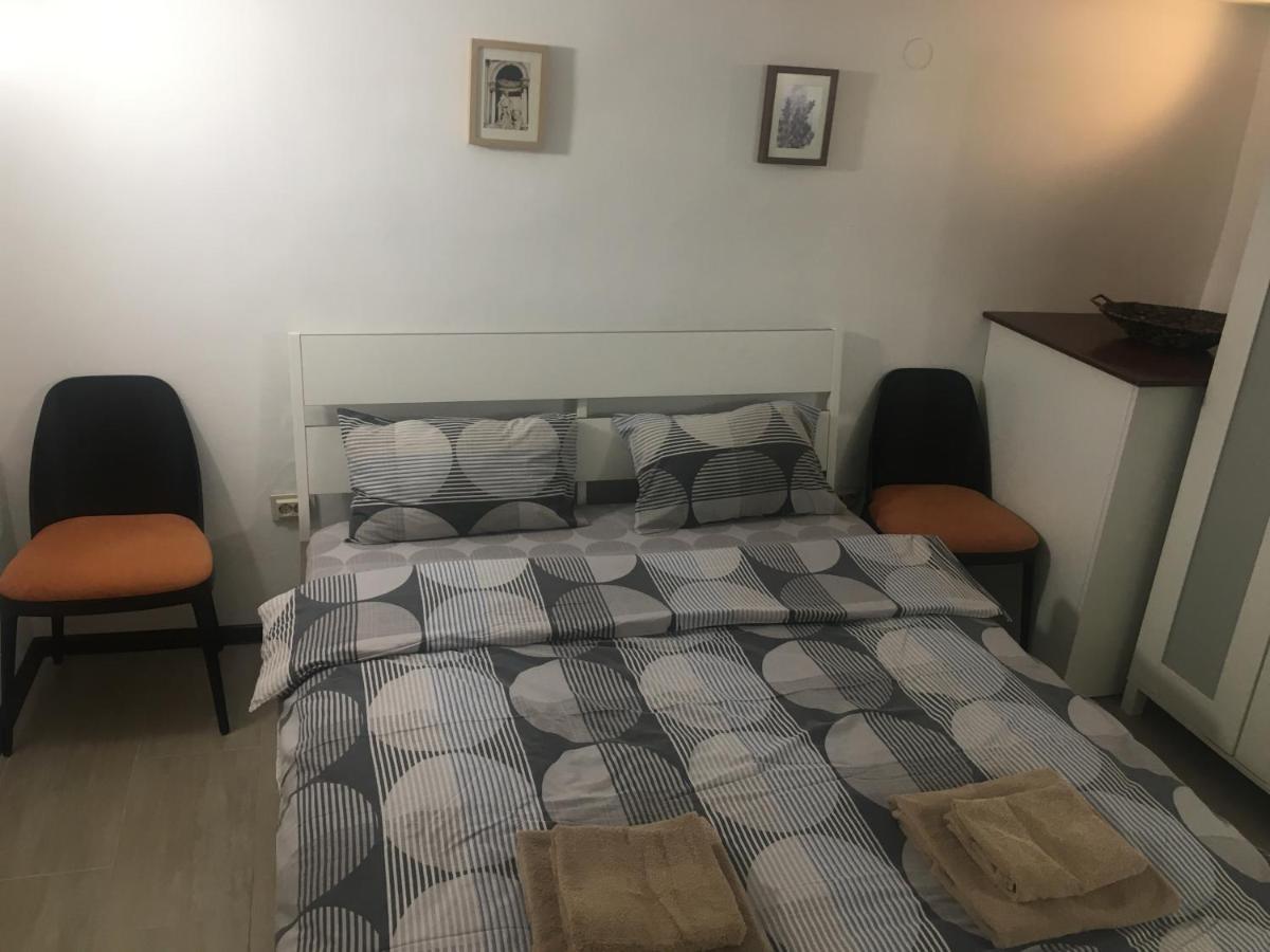 Отель Sofia Family House - Free Parking Экстерьер фото